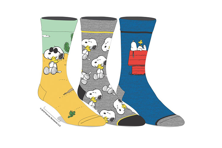 Men's Snoopy 3 Pack socks from BIOWORLD - sockbox.ca